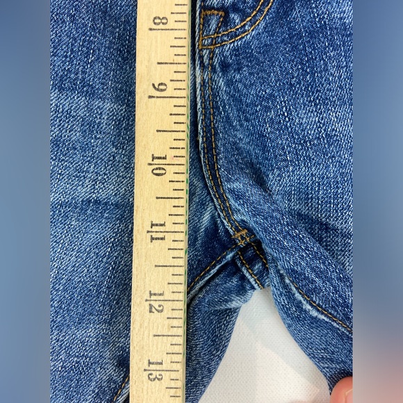 Gap 1969 Medium Wash Sexy Boyfriend Straight Leg Jeans Size 26x26 (753) - Picture 3 of 12